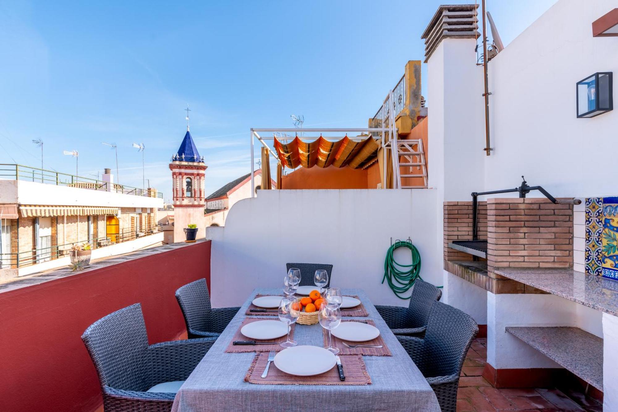 Holi-Rent Penthouse Penuelas Севилья Экстерьер фото