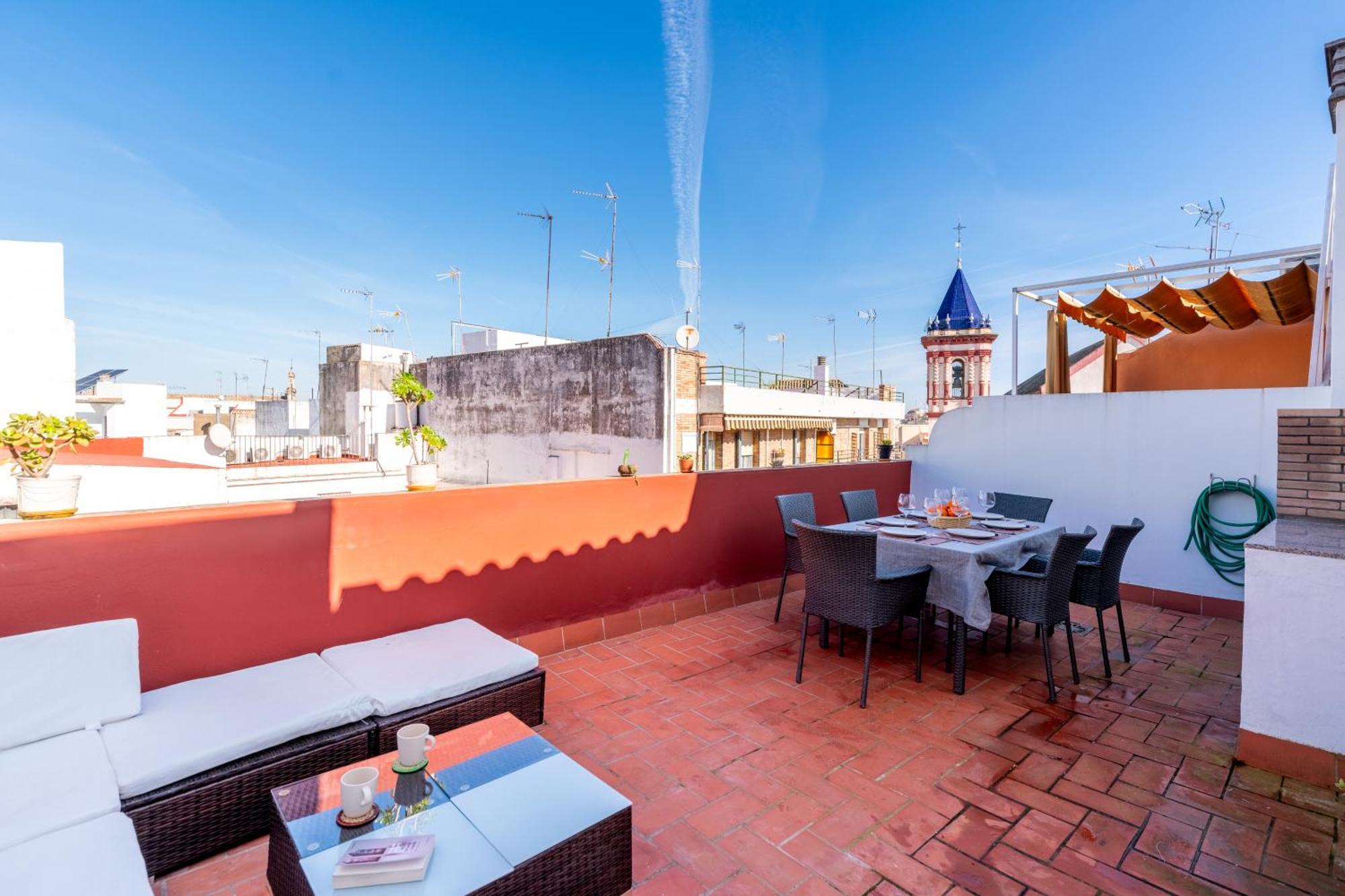 Holi-Rent Penthouse Penuelas Севилья Экстерьер фото